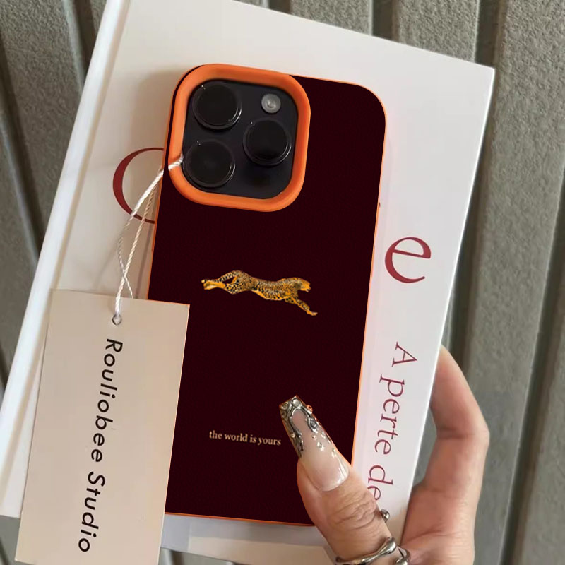Minimalist Leopard Running Pat - Phone Cases Trending 评论和价格