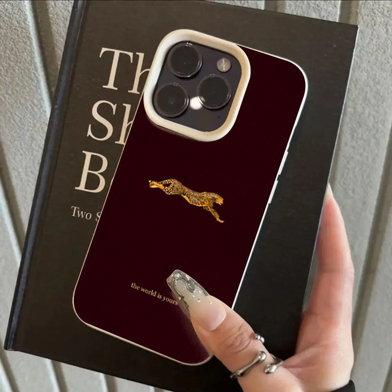 Minimalist Leopard Running Pat - Phone Cases Trending 评论和价格